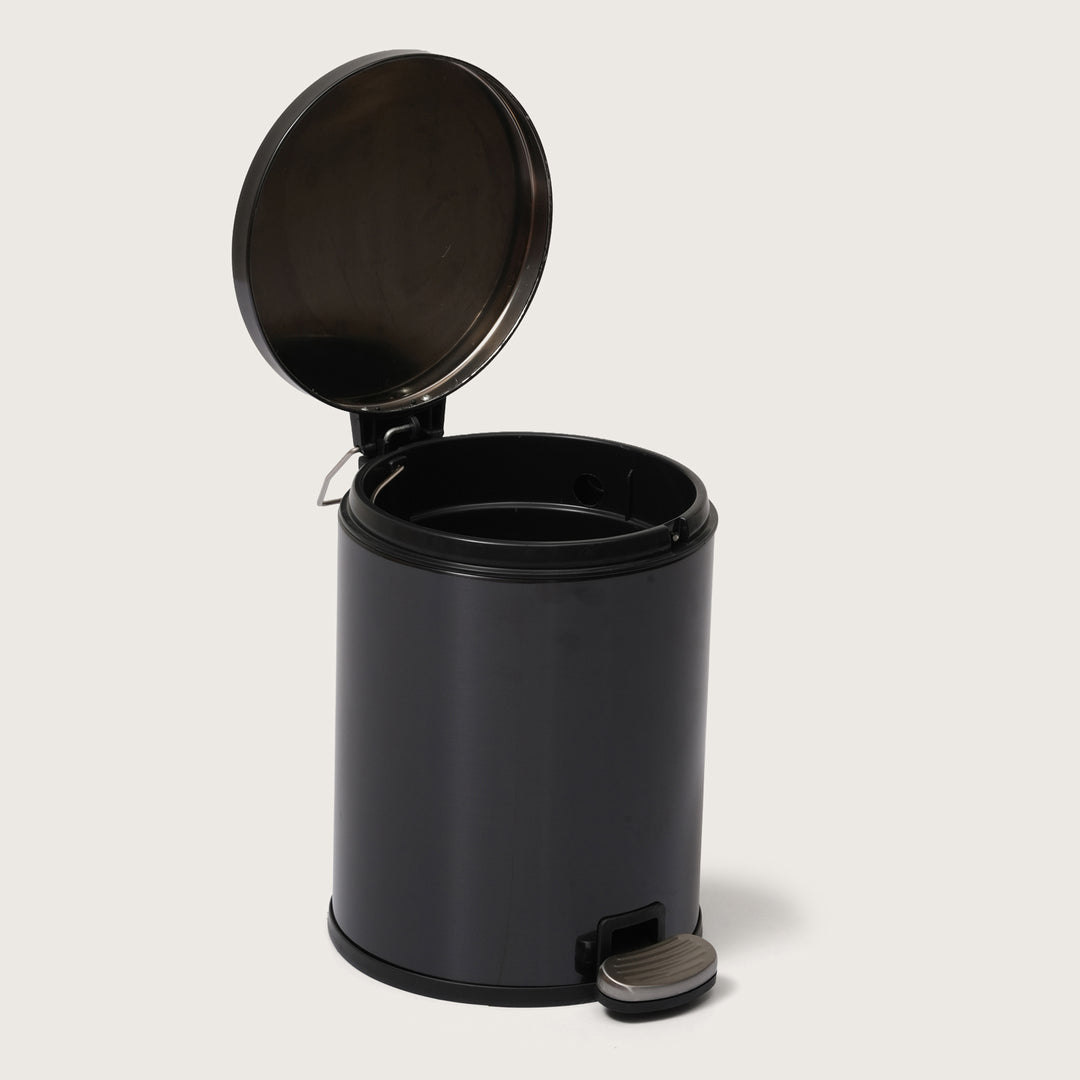 European Steel Pedal Dustbin - Black