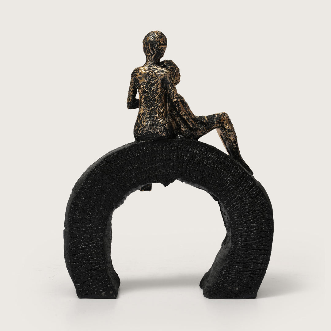 Lovers Sitting on a  Base - Showpiece