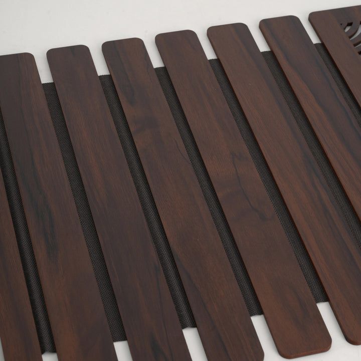 Wave-Accent Slatted Placemats