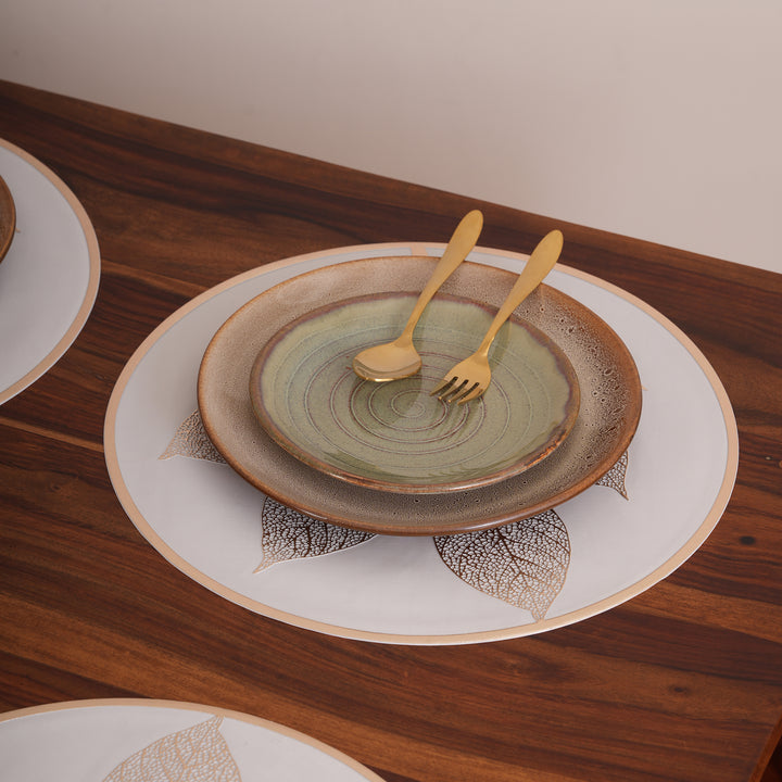 Leaf Engraved Round Placemat