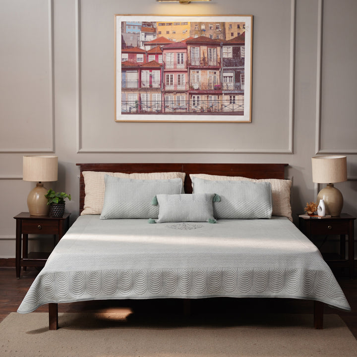 Solace Double Bed Cover with 2 Pillow Cover and 1 highlighter cushion - Seagreen