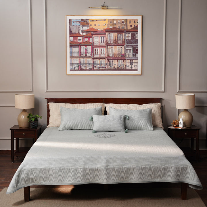 Solace Double Bed Cover with 2 Pillow Cover and 1 highlighter cushion - Seagreen