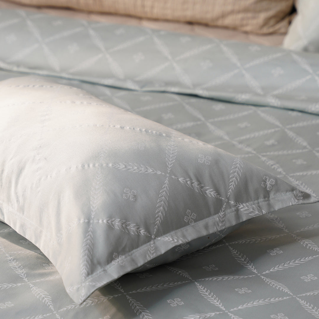 Vogue Double Bedsheet (108x108) with 2mPillow Cover