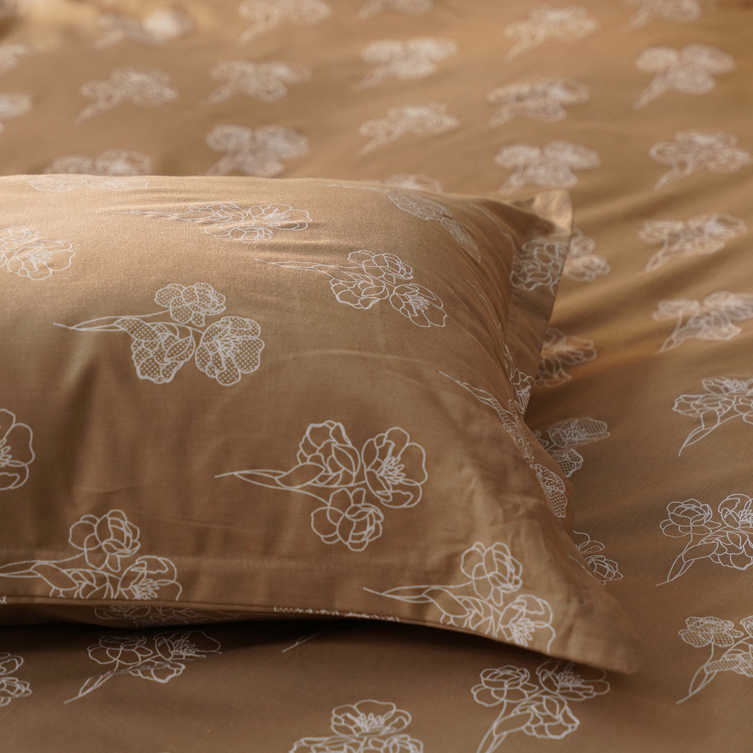 Vogue Floral Double Bedsheet (108x108) with 2 Pillow Covers