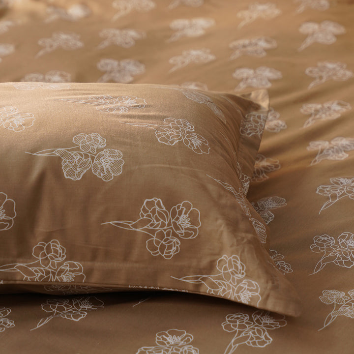 Vogue Floral Double Bedsheet (108x108) with 2 Pillow Covers