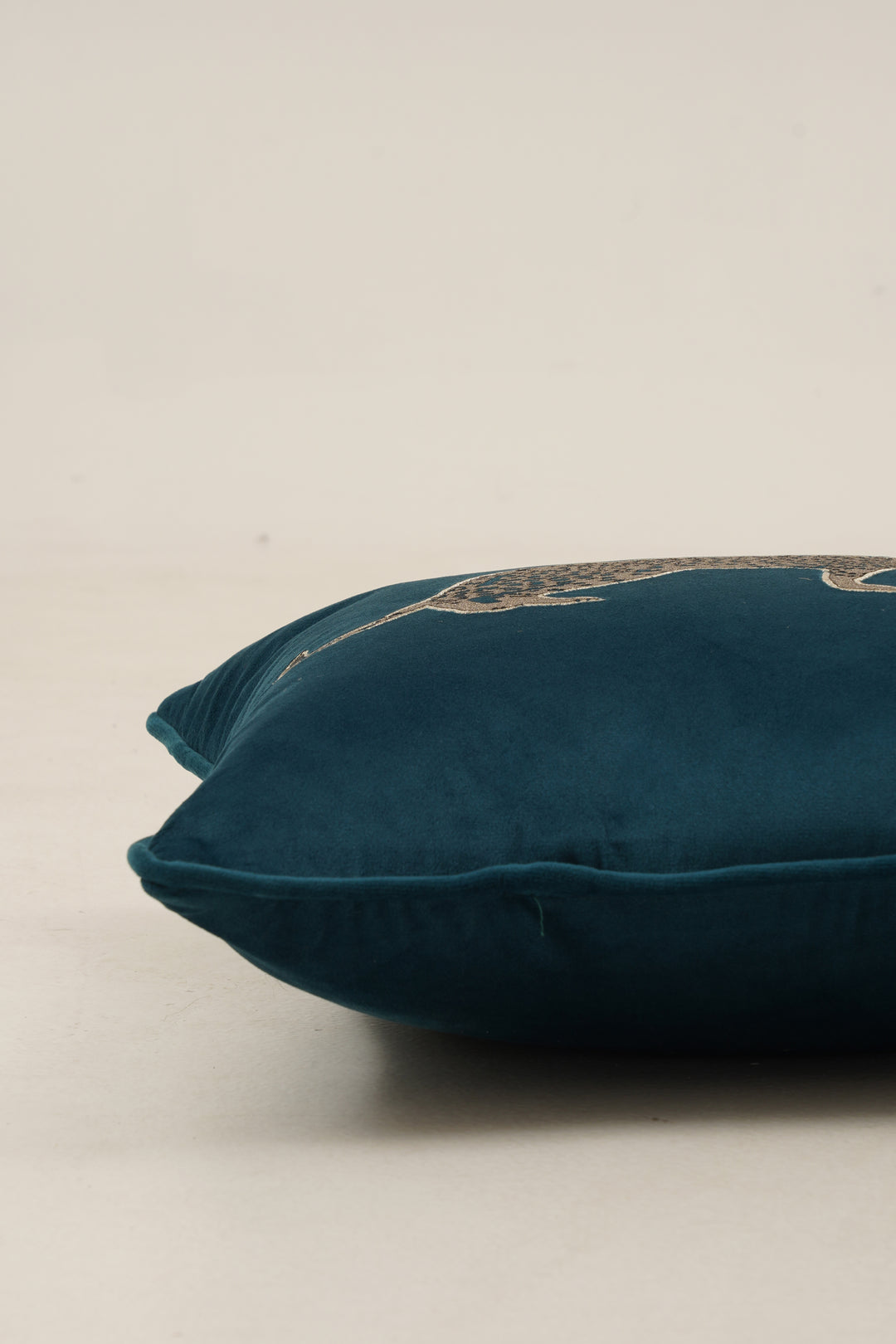 Panther Cushion Cover 16 x 16 (Teal)