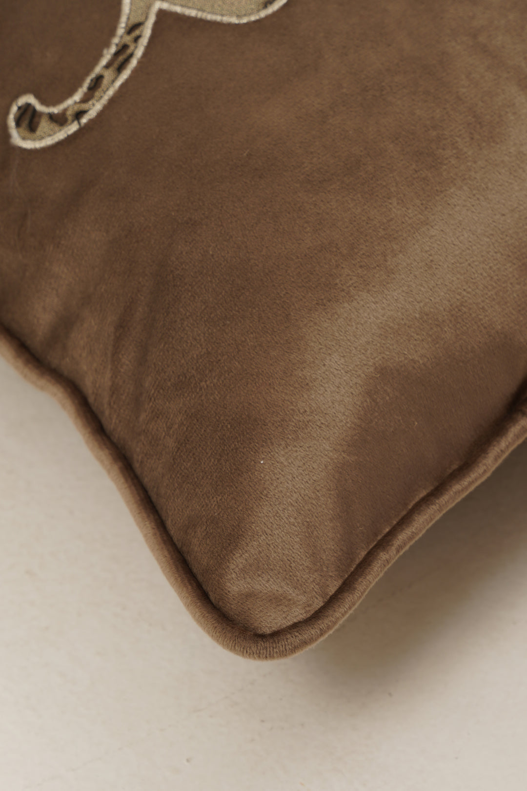 Panther Cushion Cover 16 x 16 (Brown)
